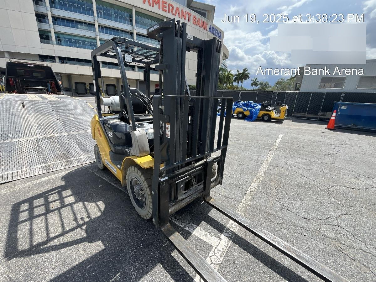 2022 KOMATSU FG25T-16