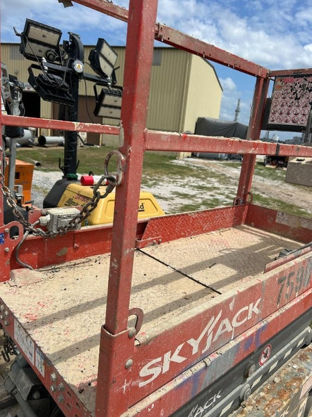 2018 Skyjack SJIII-3219 Skyjack SJIII3219 Scissor Lift w/Trojan Batteries