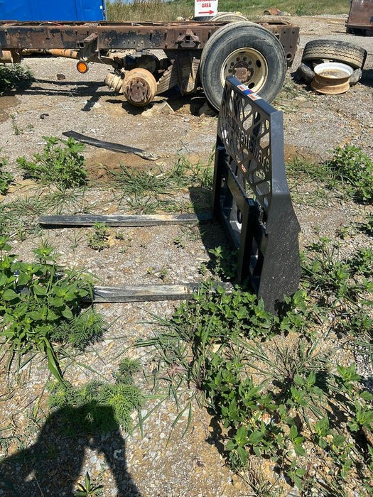 2025 PALADIN 48" Pallet Forks - Paladin