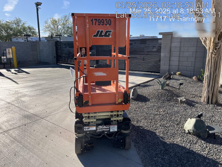 2021 JLG ES1330L