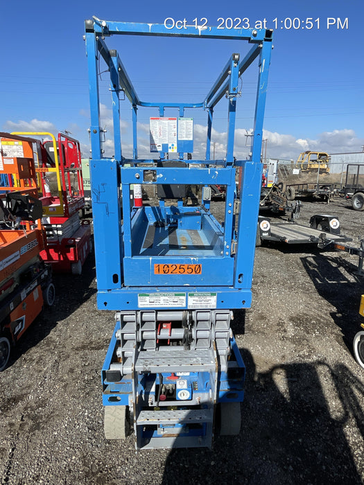 2020 Genie GS-1930 Solid Non Marking Tires, Beacon, Folding rails with half height swing gate, 800W Inverter