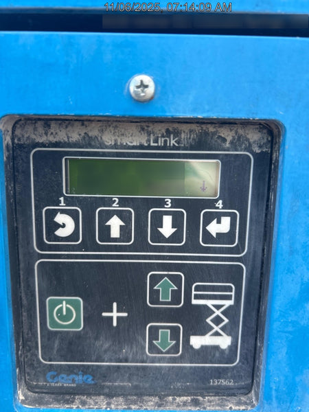 2023 GENIE GS-3232