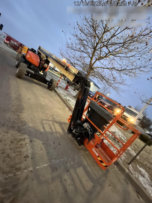 2023 JLG EC600SJ