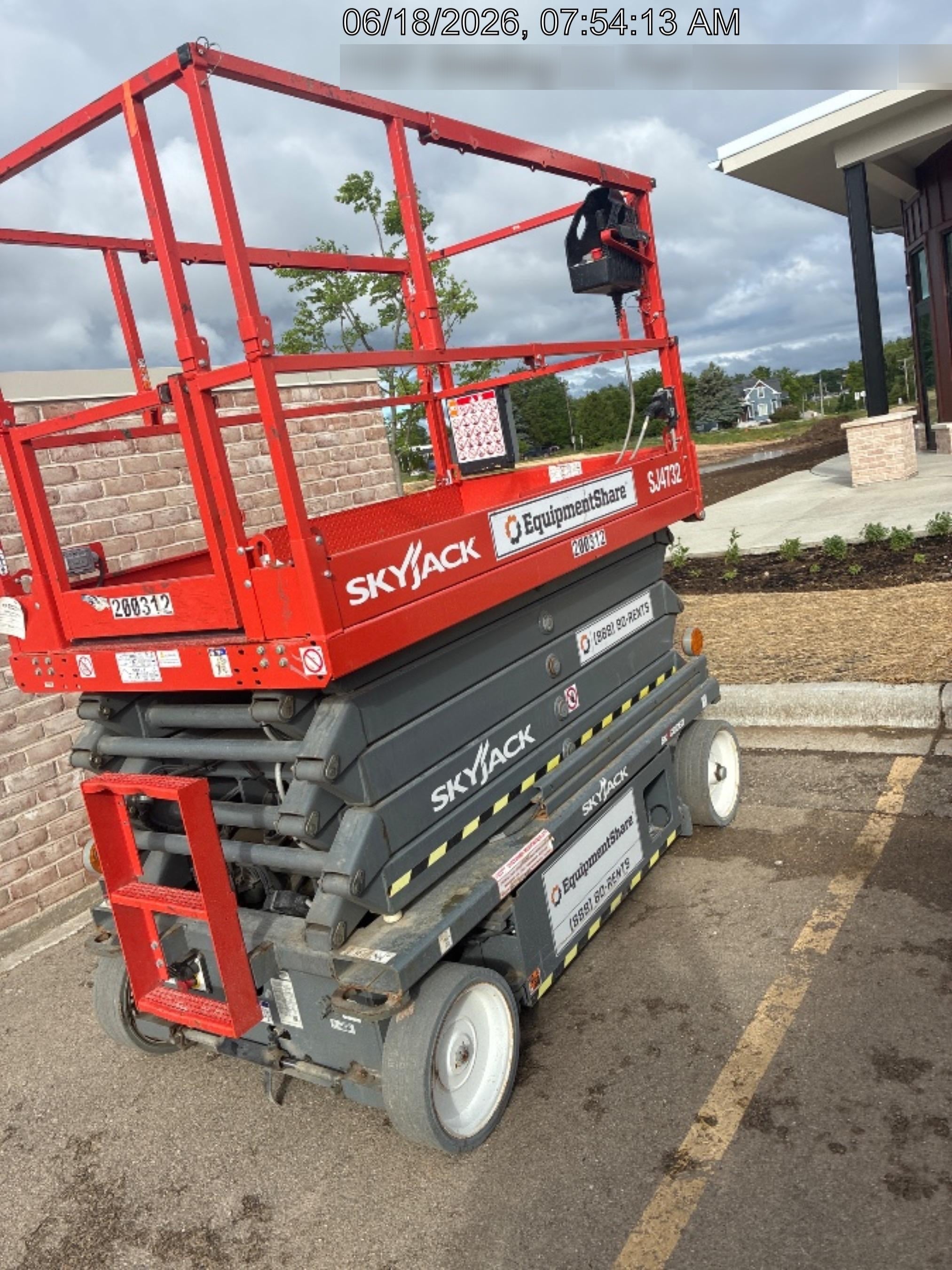 2021 SKYJACK SJ4732
