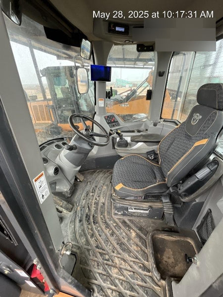 2021 CASE 721G
