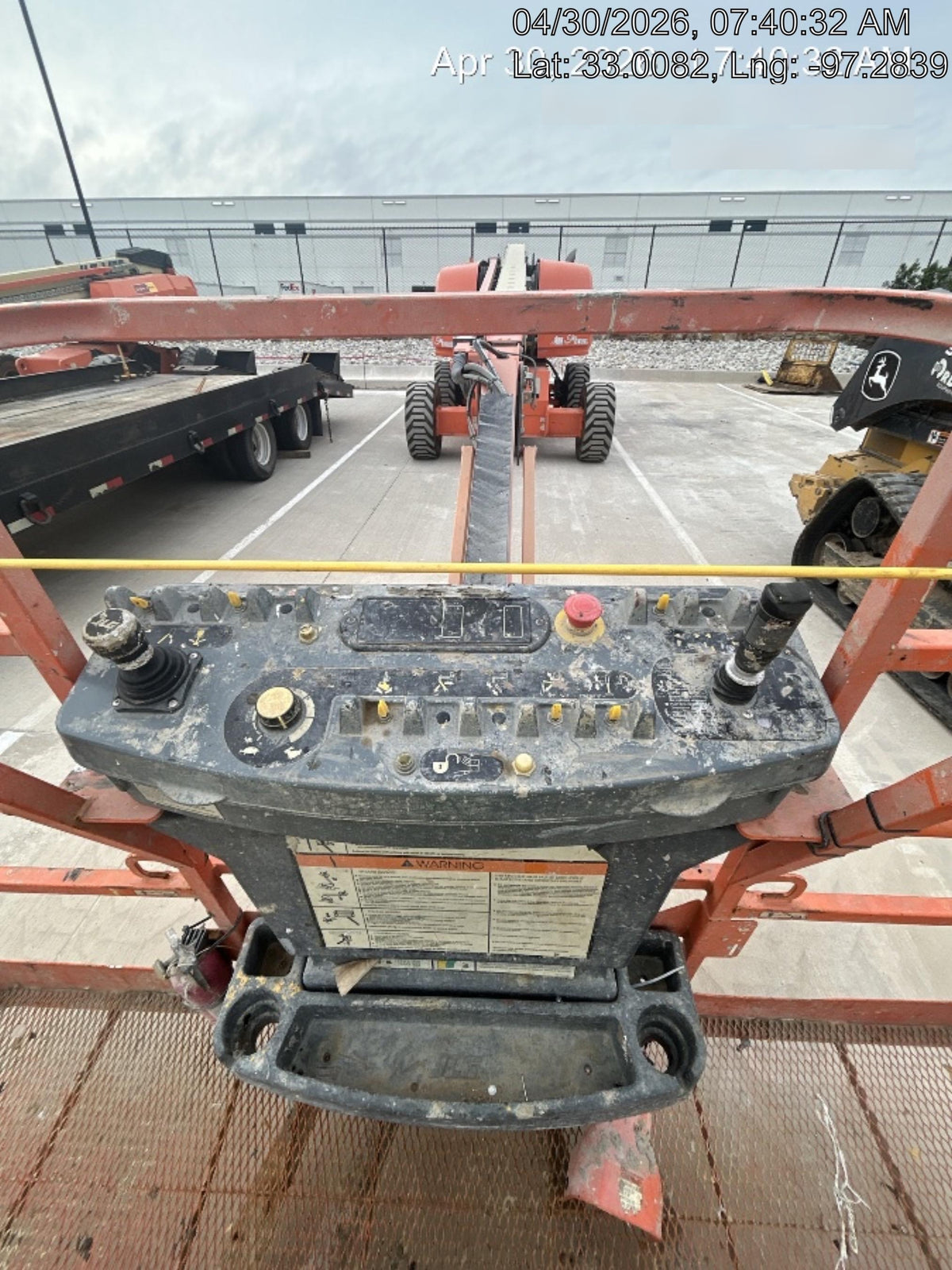 2022 JLG 660SJ