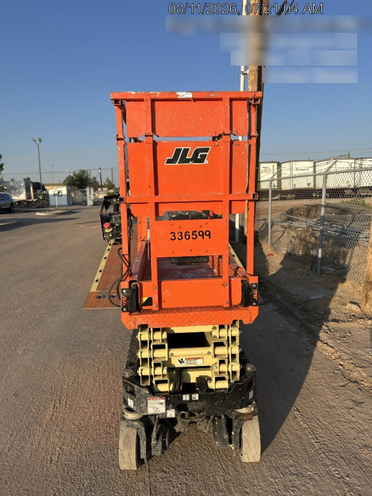 2023 JLG ES1932