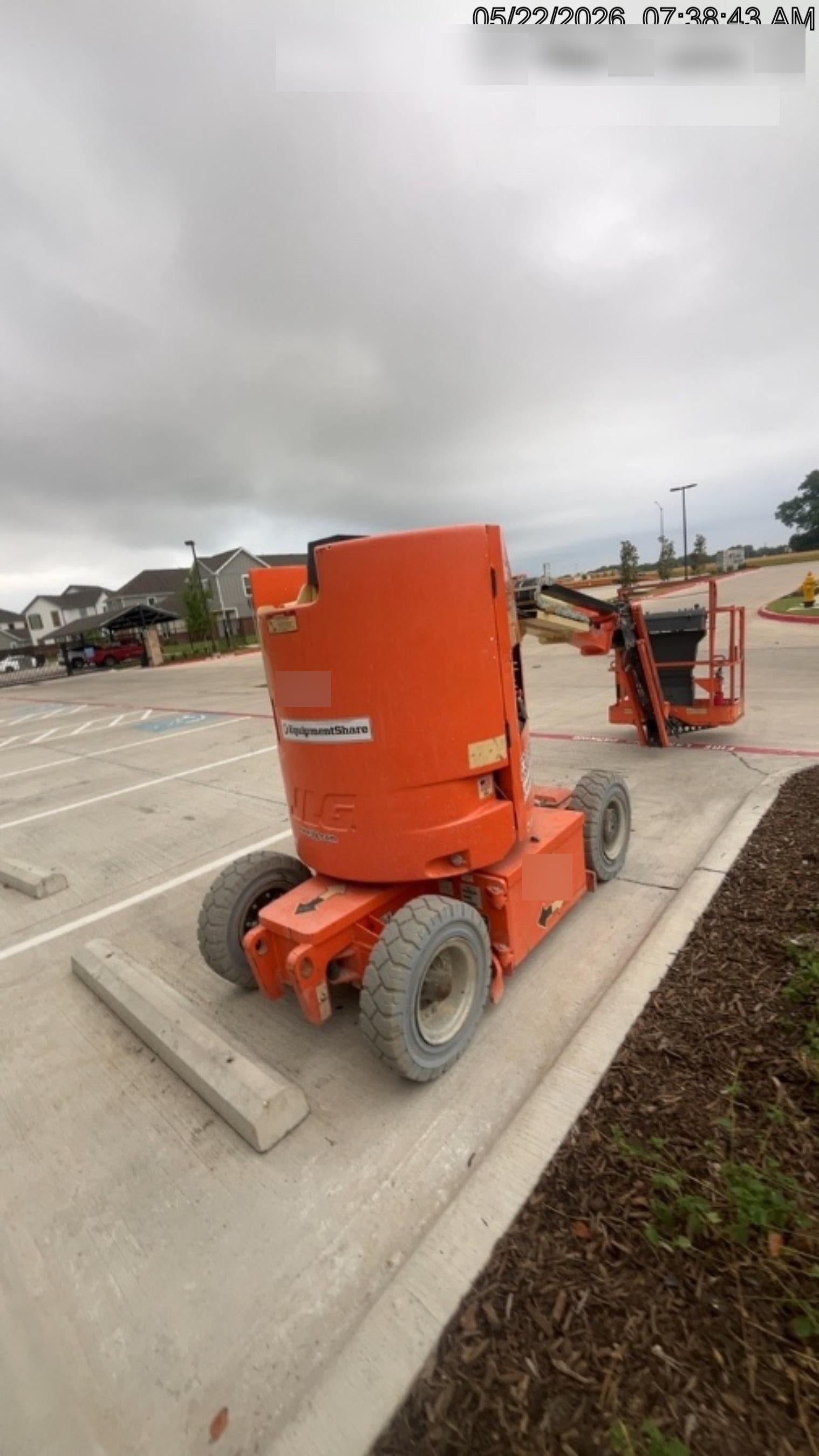 2019 JLG E300AJP
