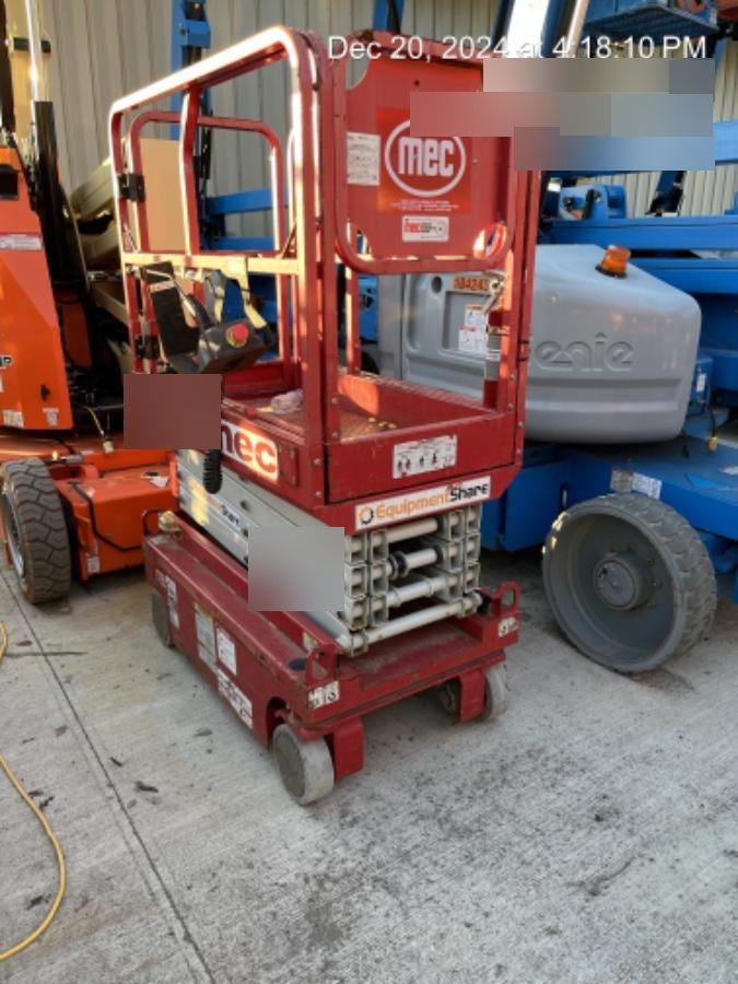 2019 MEC 1330SE MEC 1330SE w/ES Track Hardware, Full Extended 2 Year Warranty