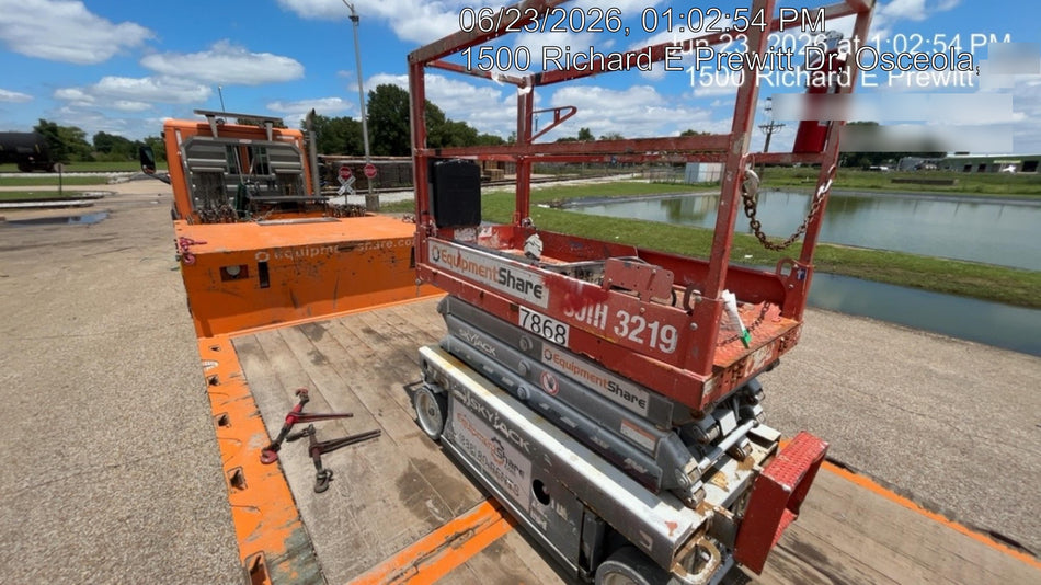 2018 Skyjack SJIII-3219 Skyjack SJIII3219 Scissor Lift w/Trojan Batteries