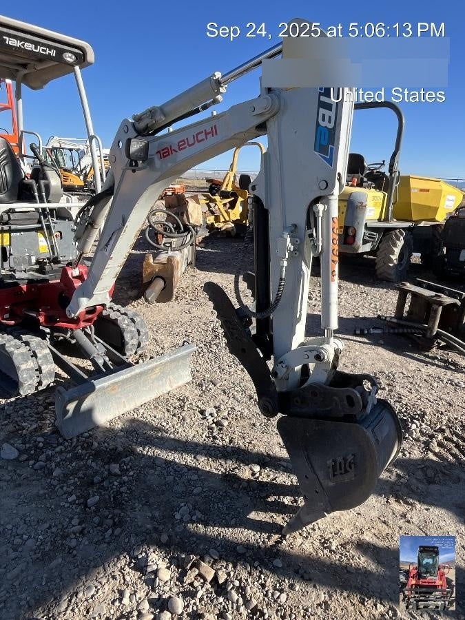 2023 TAKEUCHI TB20e