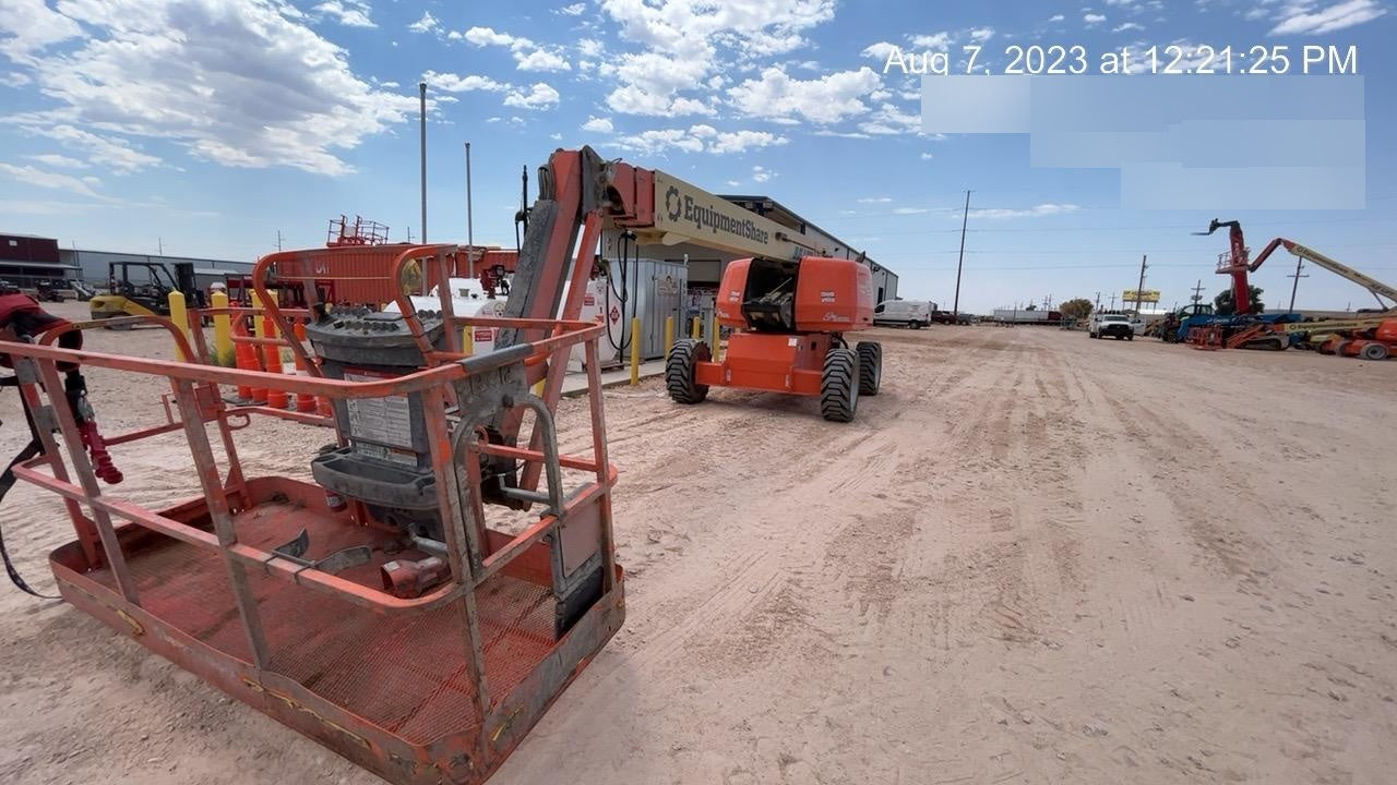 2023 JLG 660SJ