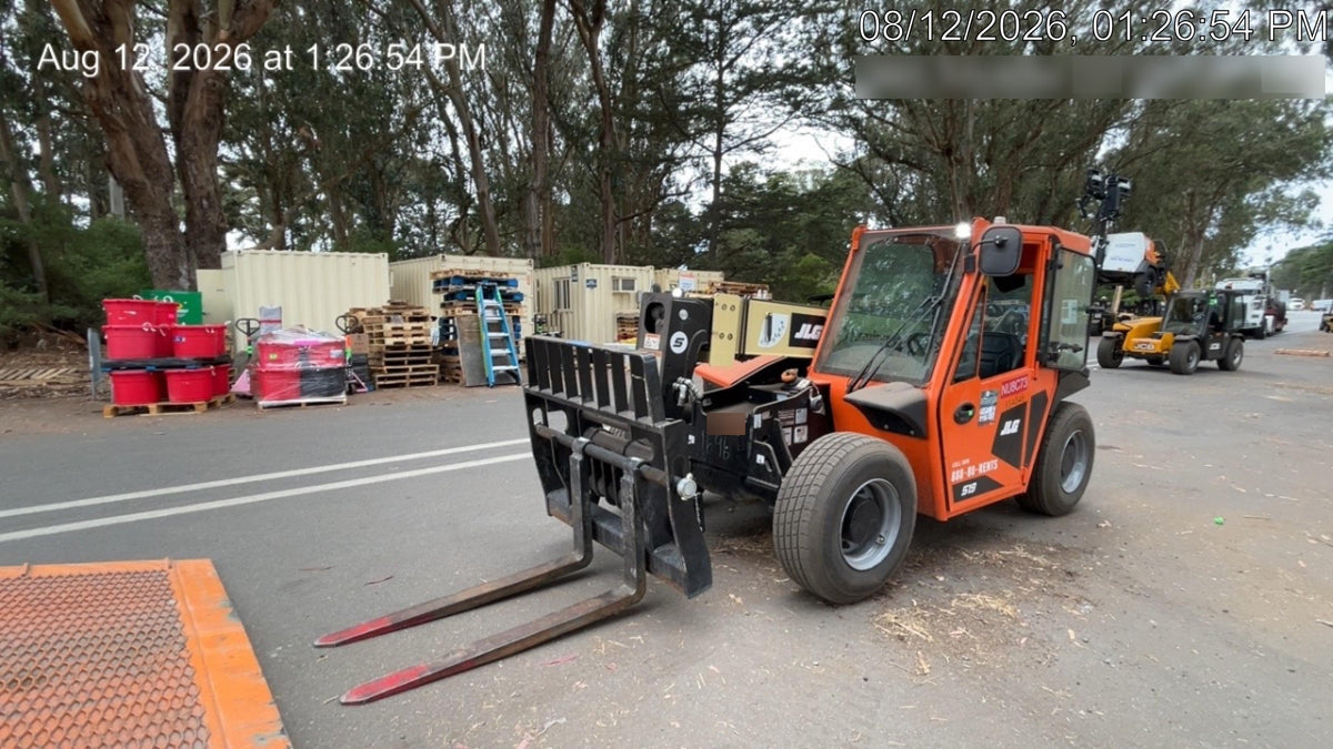 2025 JLG 519