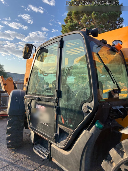 2018 JCB 510-56 JCB 510-56 Telehandler 74 HP w/CAB/HVAC, Beacon, Worklights, Aux Hydraulics, Solid Tires, 60" Carriage/Forks