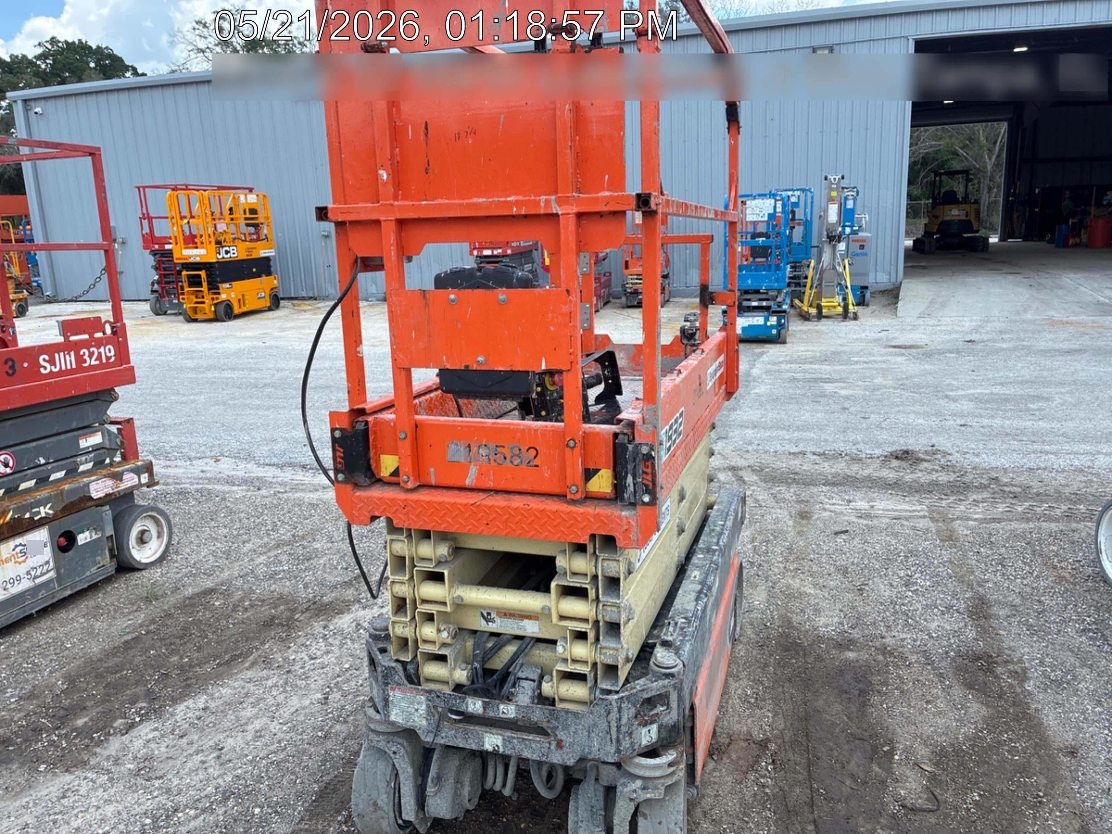 2022 JLG ES1932