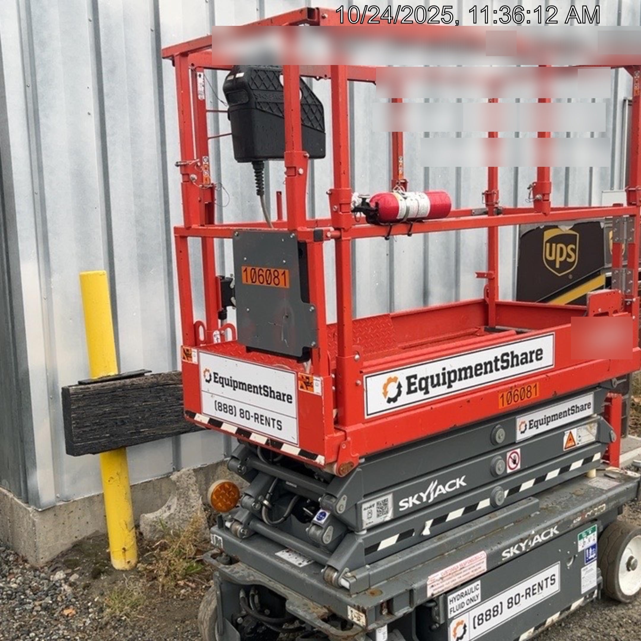 2020 Skyjack SJIII-3219 Solid NM Tires, Half height spring hinged entry gate, Dual Beacons, 800W Inverter