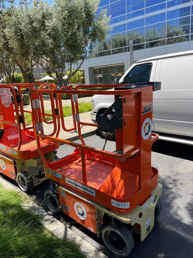 2024 JLG 1230ES