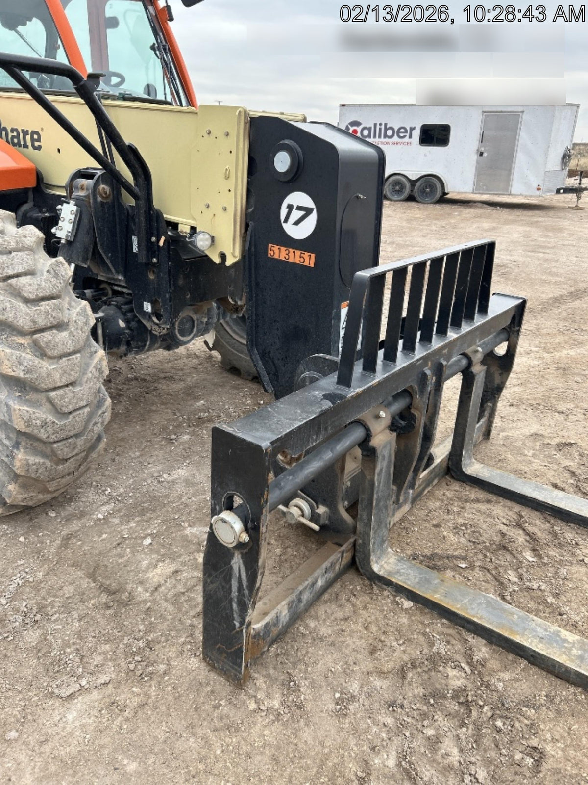 2025 JLG 1732