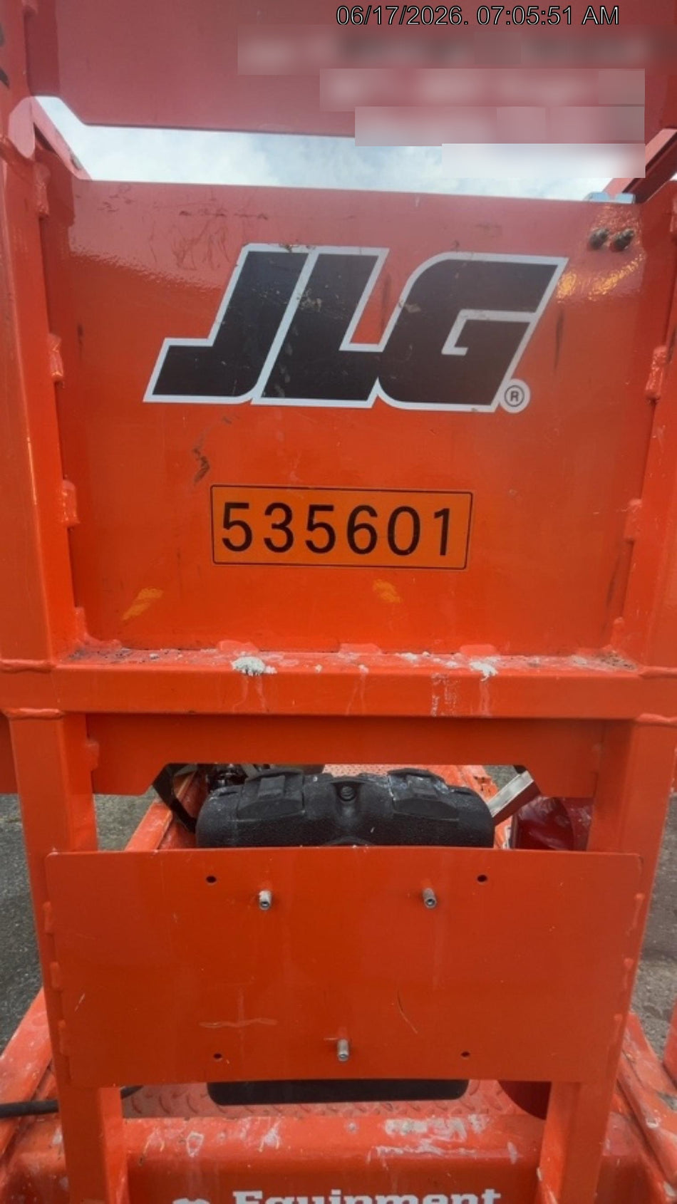 2025 JLG ES1932
