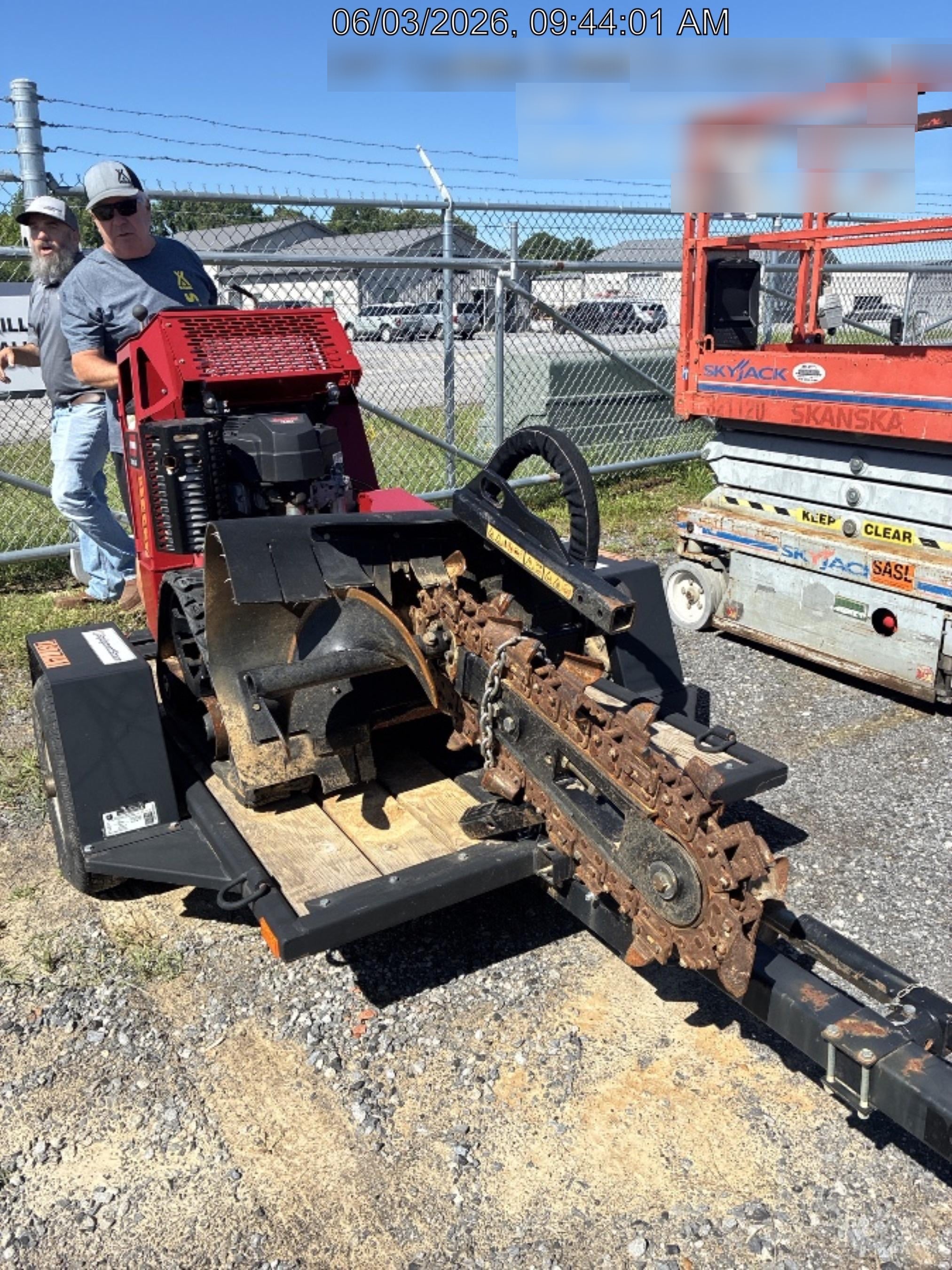 2023 TORO TRX-16
