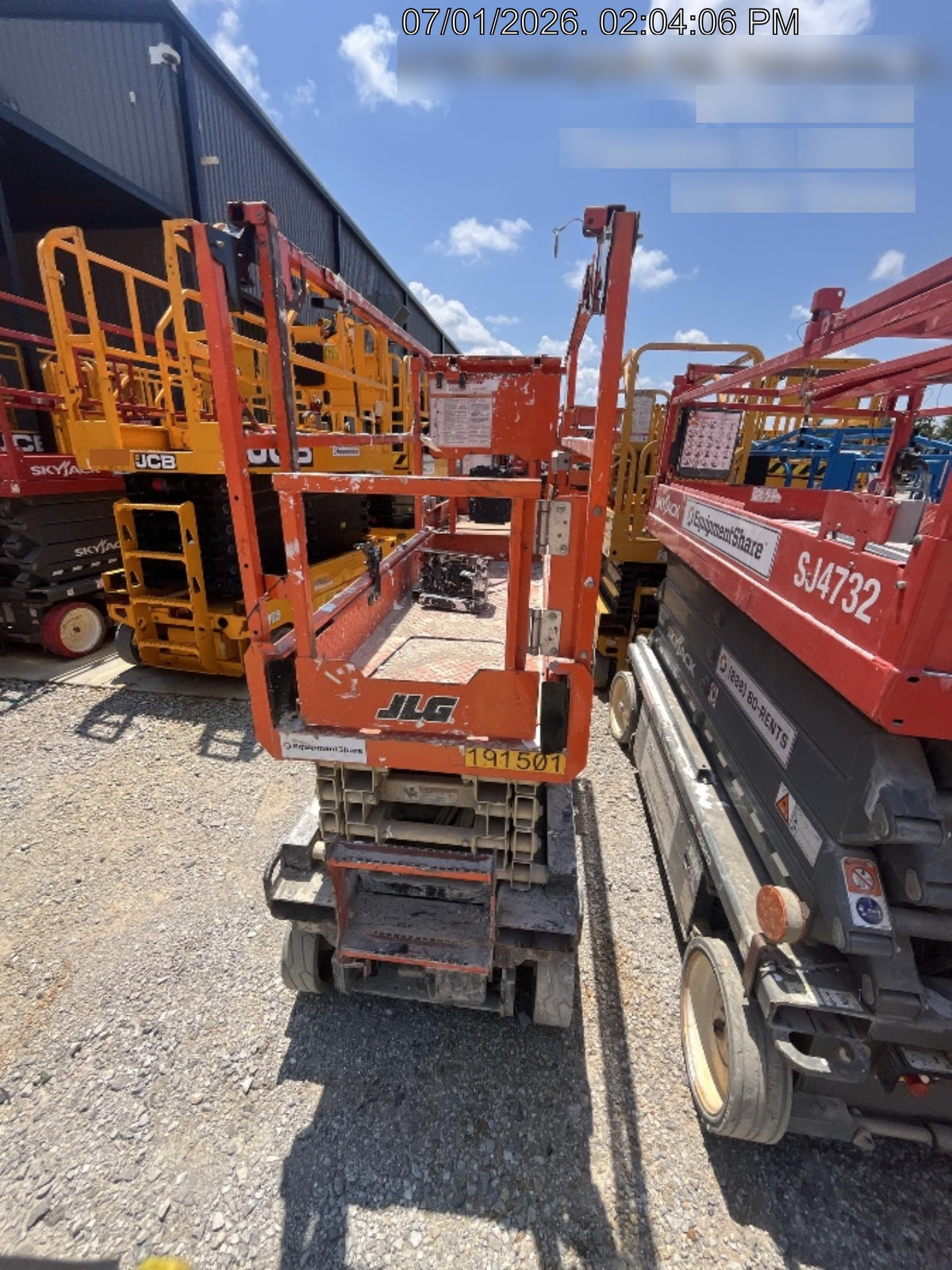 2021 JLG ES1932