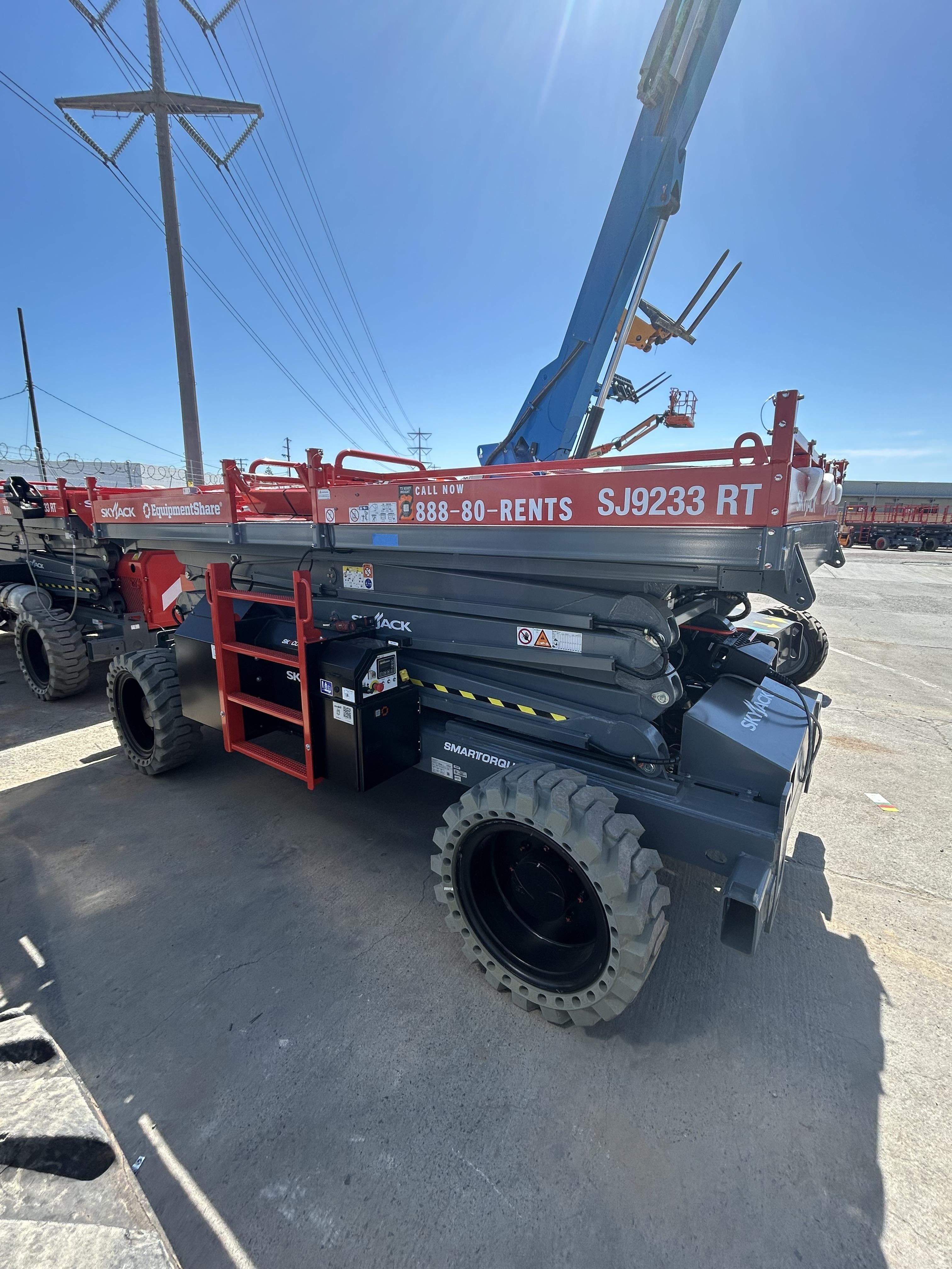 2026 SKYJACK SJ9233 RT