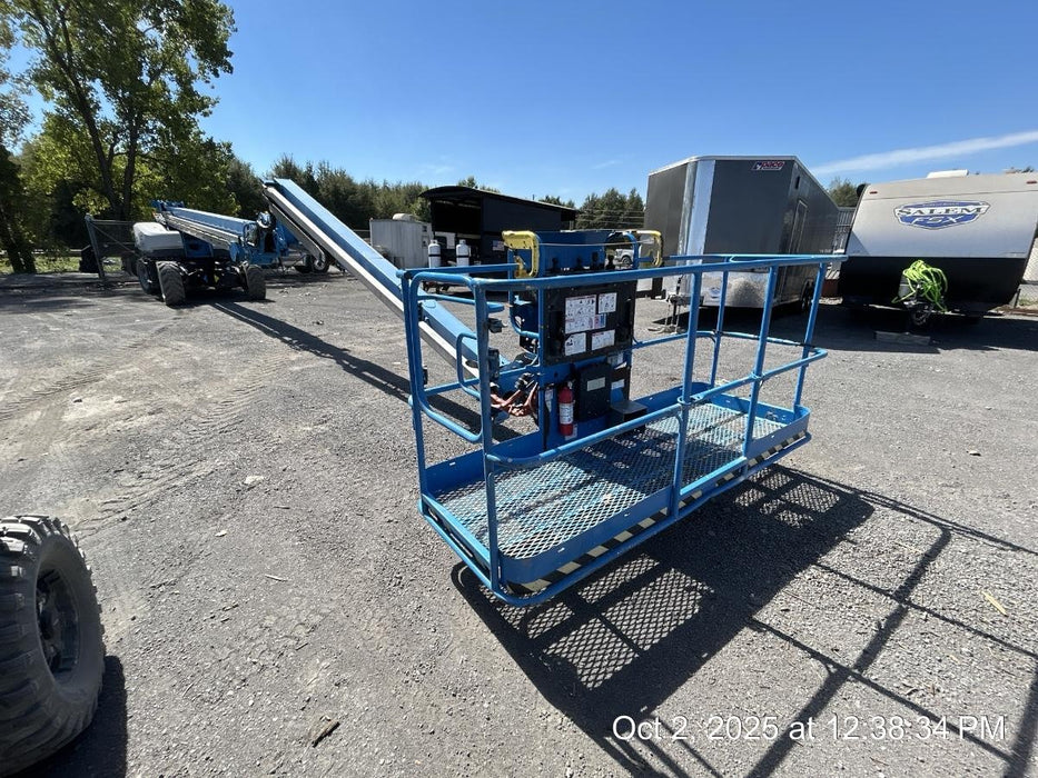 2017 GENIE SX-135 XC