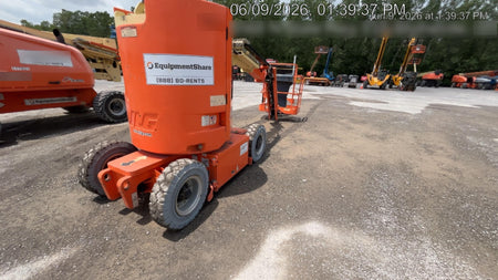2019 JLG E300AJP