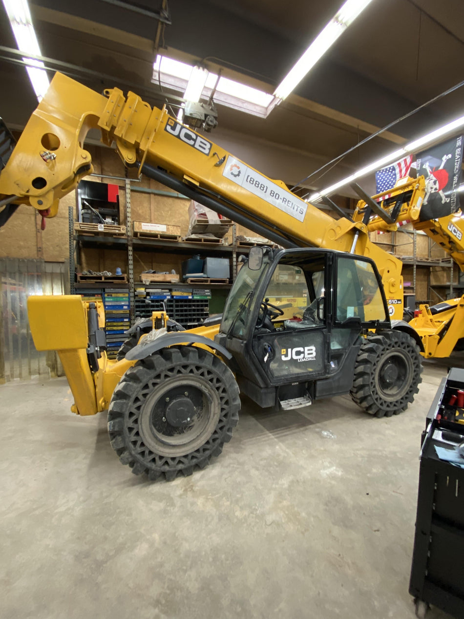 2020 JCB 510-56 Cab/Heat/Air, 74 HP, Solid Tires, STD Worklight, Beacon, Aux Hydraulics, Lifting Eye, Back up Alarm w/66" Carriage/60" Forks