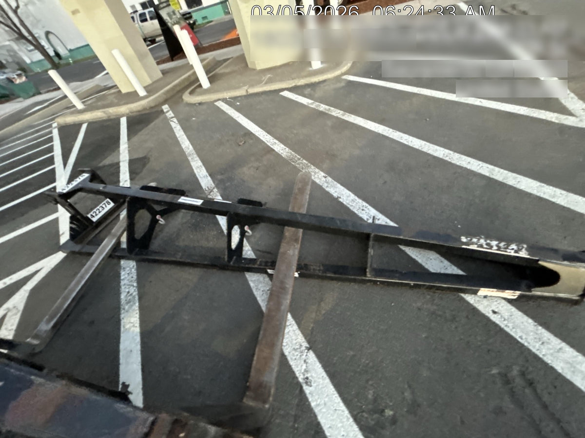 2024 JLG 100275853