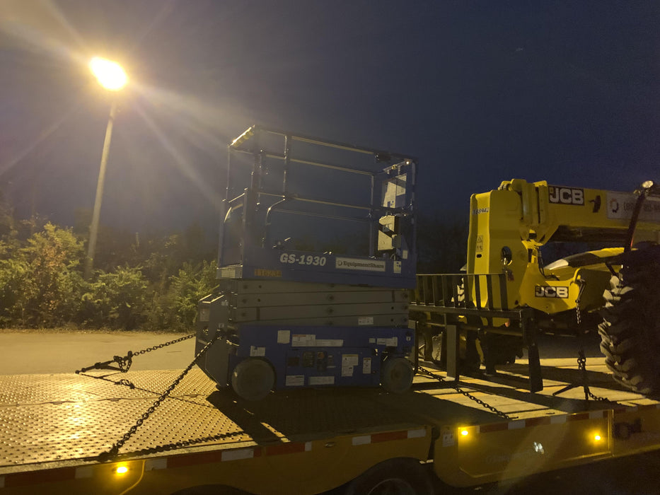 2020 Genie GS-1930 Solid Non Marking Tires, Beacon, Folding rails with half height swing gate