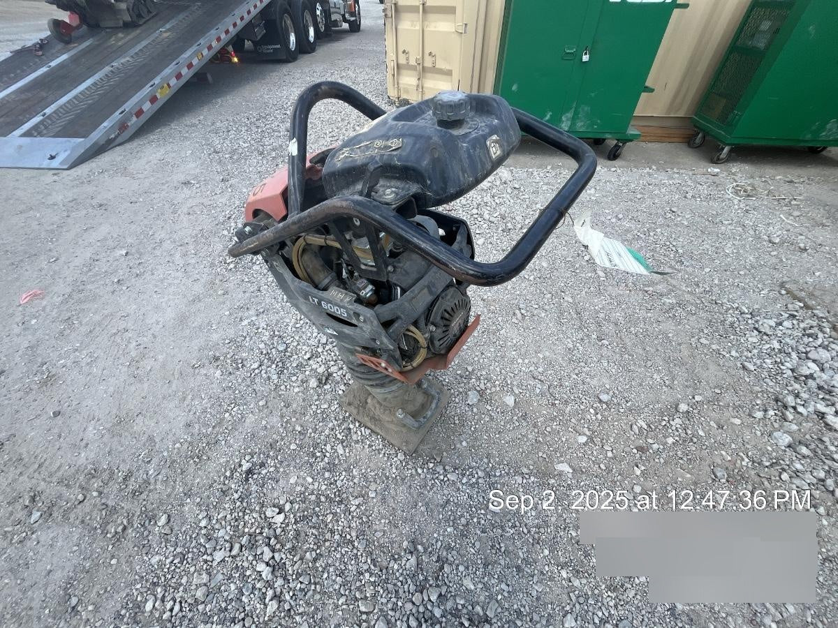 2024 HUSQVARNA LT6005