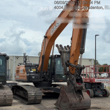 2025 CASE CX260E