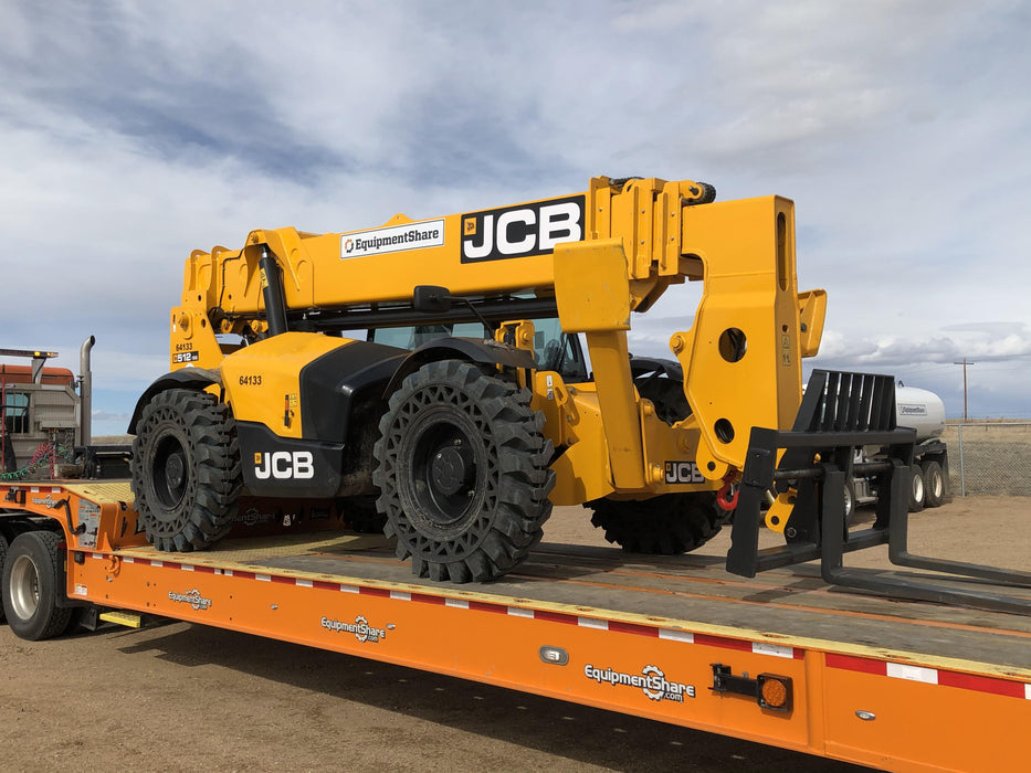 2019 JCB 512-56 Enclosed Cab, 109 HP, Solid Tires, Worklights, Beacon, Aux Hydraulics, Lifting Eye w/66" Carriage/60" Forks