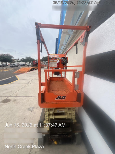 2025 JLG ES1932