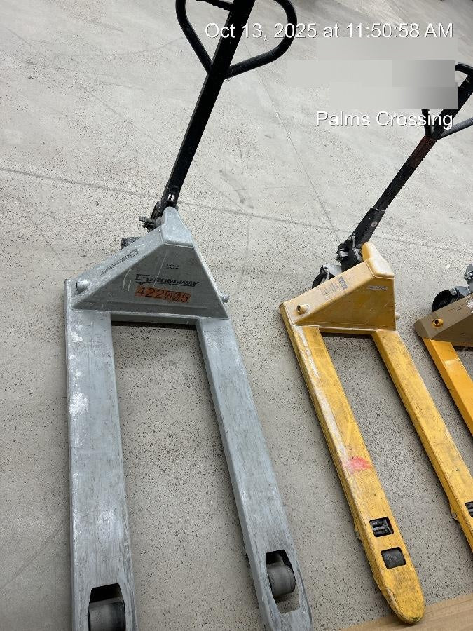 2022 STRONGWAY 4400 lb Pallet Jack