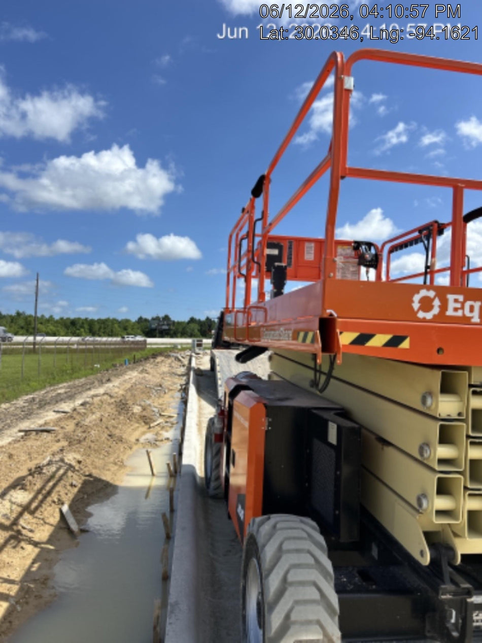 2025 JLG RT4394