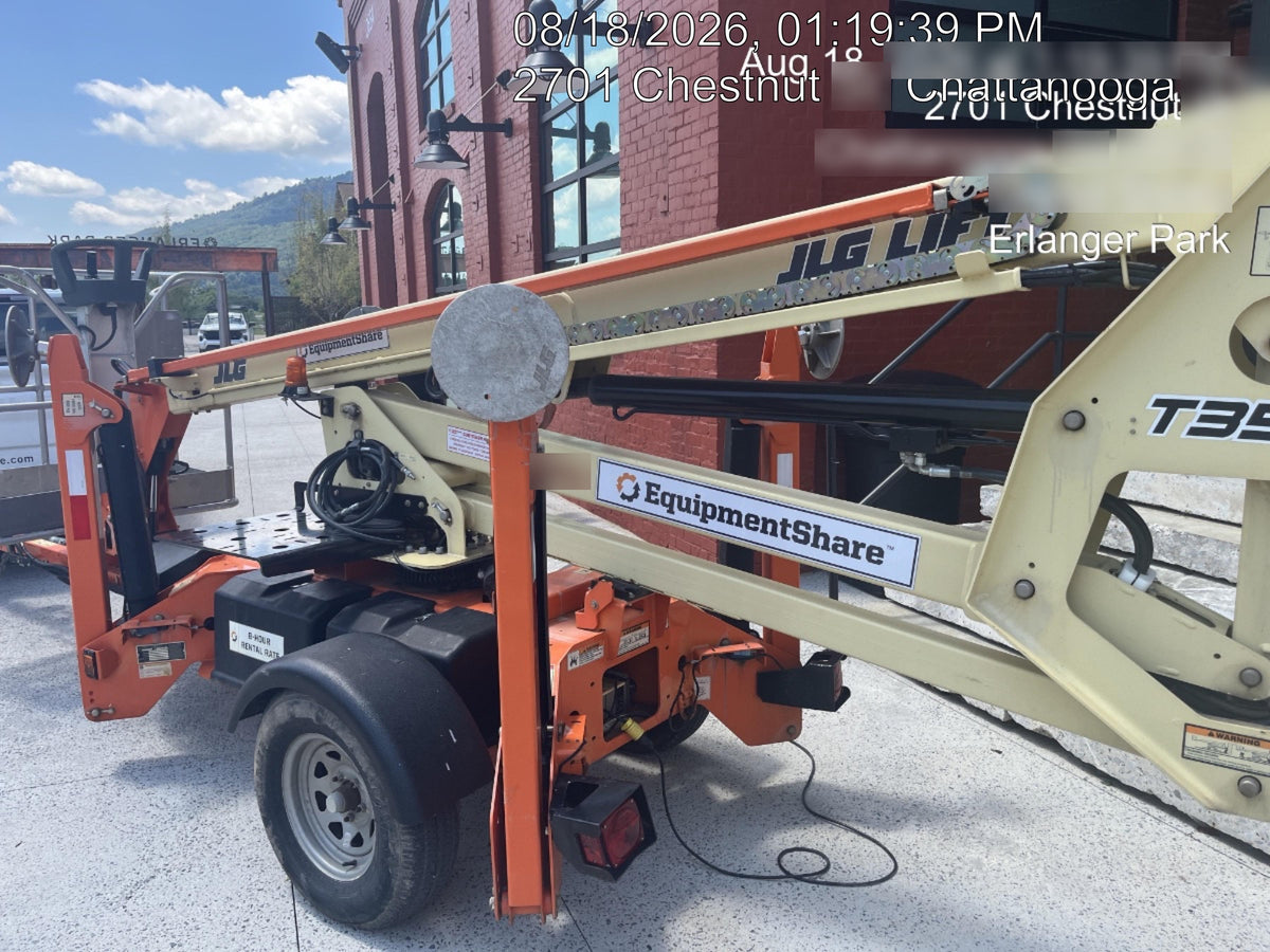 2022 JLG T350