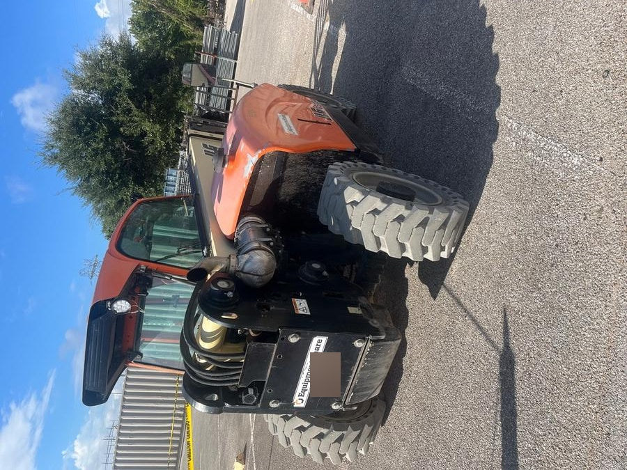 2020 JLG G5-18A Cab/Heat/Air, NM Solid Tires, Beacon w/48" Carriage, 48" Pallet Forks