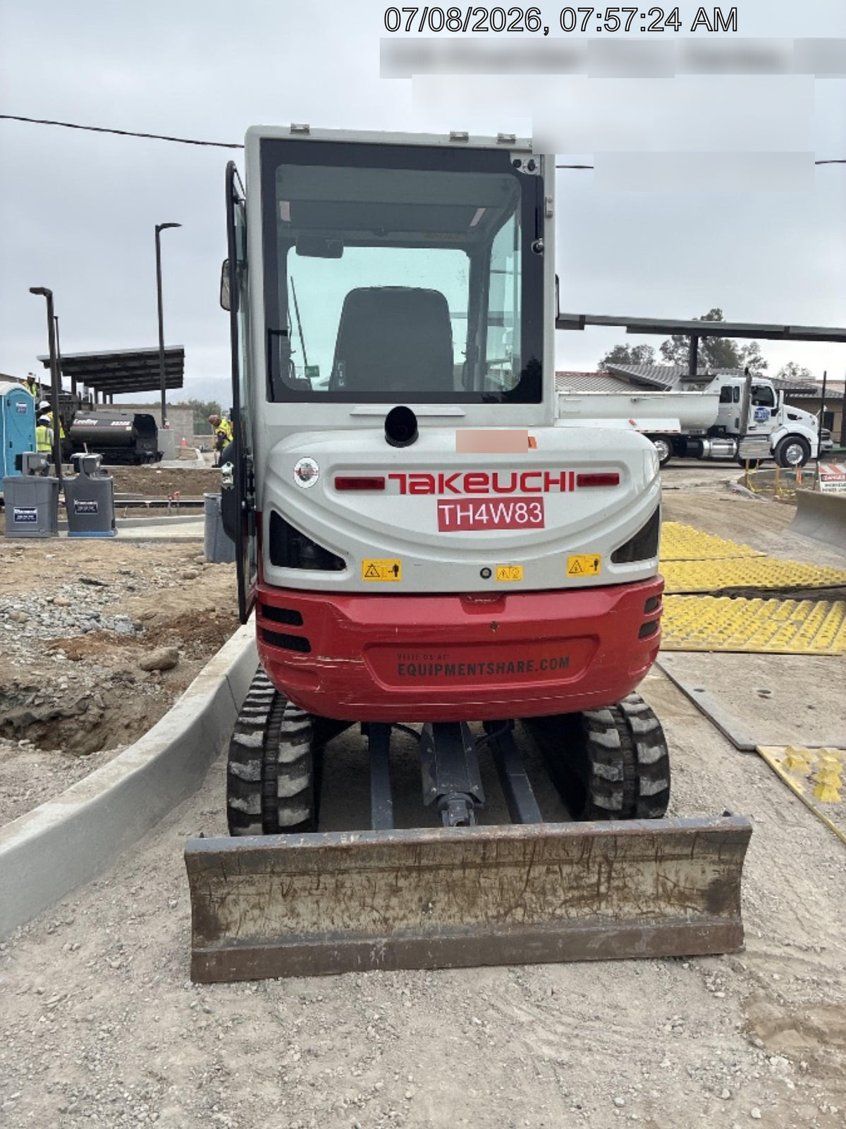2025 TAKEUCHI TB235-2CR
