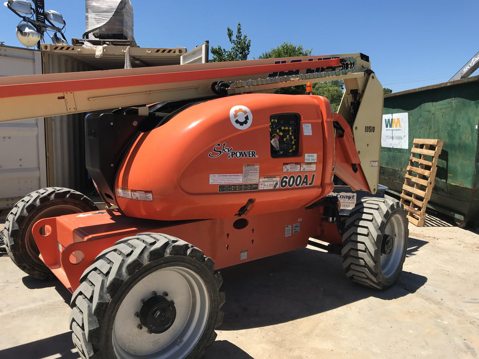 2019 JLG 600AJ