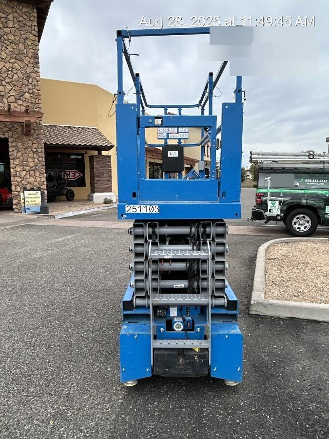 2022 GENIE GS-3232