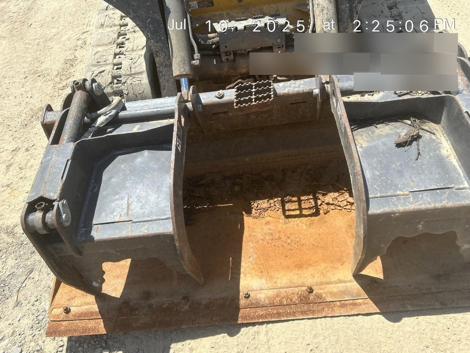 2018 PALADIN 76" Scrap Grapple Bucket - Paladin