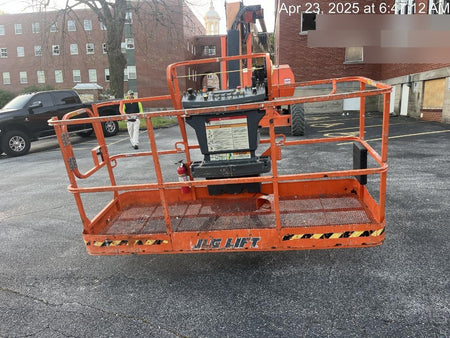 2022 JLG 860SJ