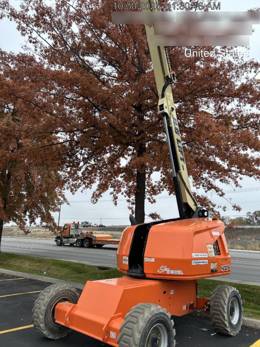 2021 JLG 400S