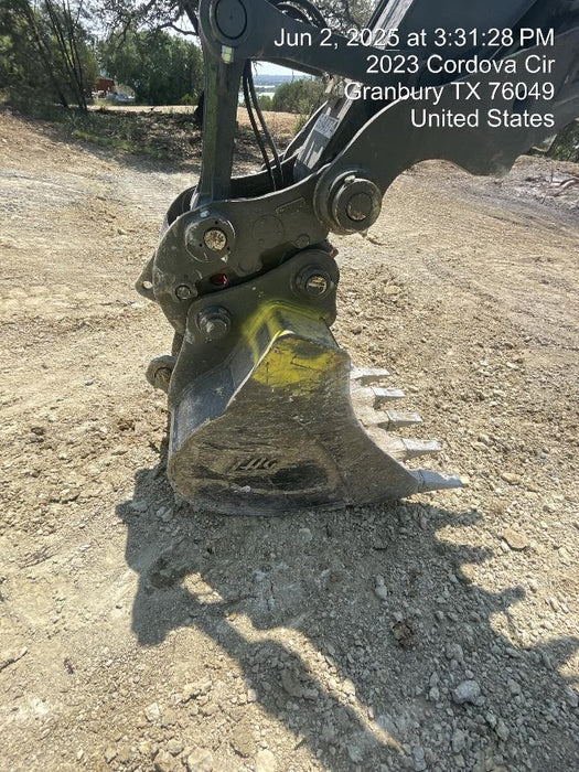 2025 JOHN DEERE 36" Bucket, Excavator 25,000 - 35,000 John Deere