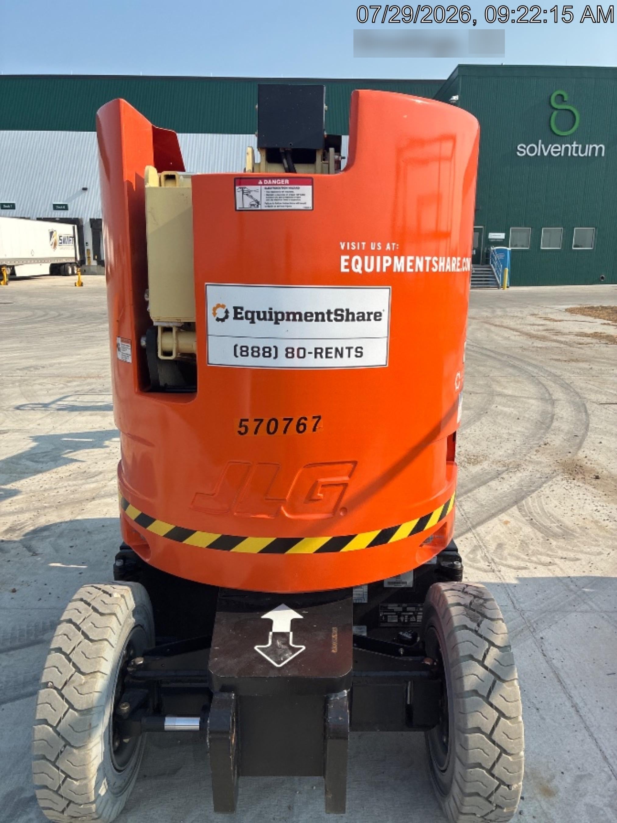2025 JLG E300AJP