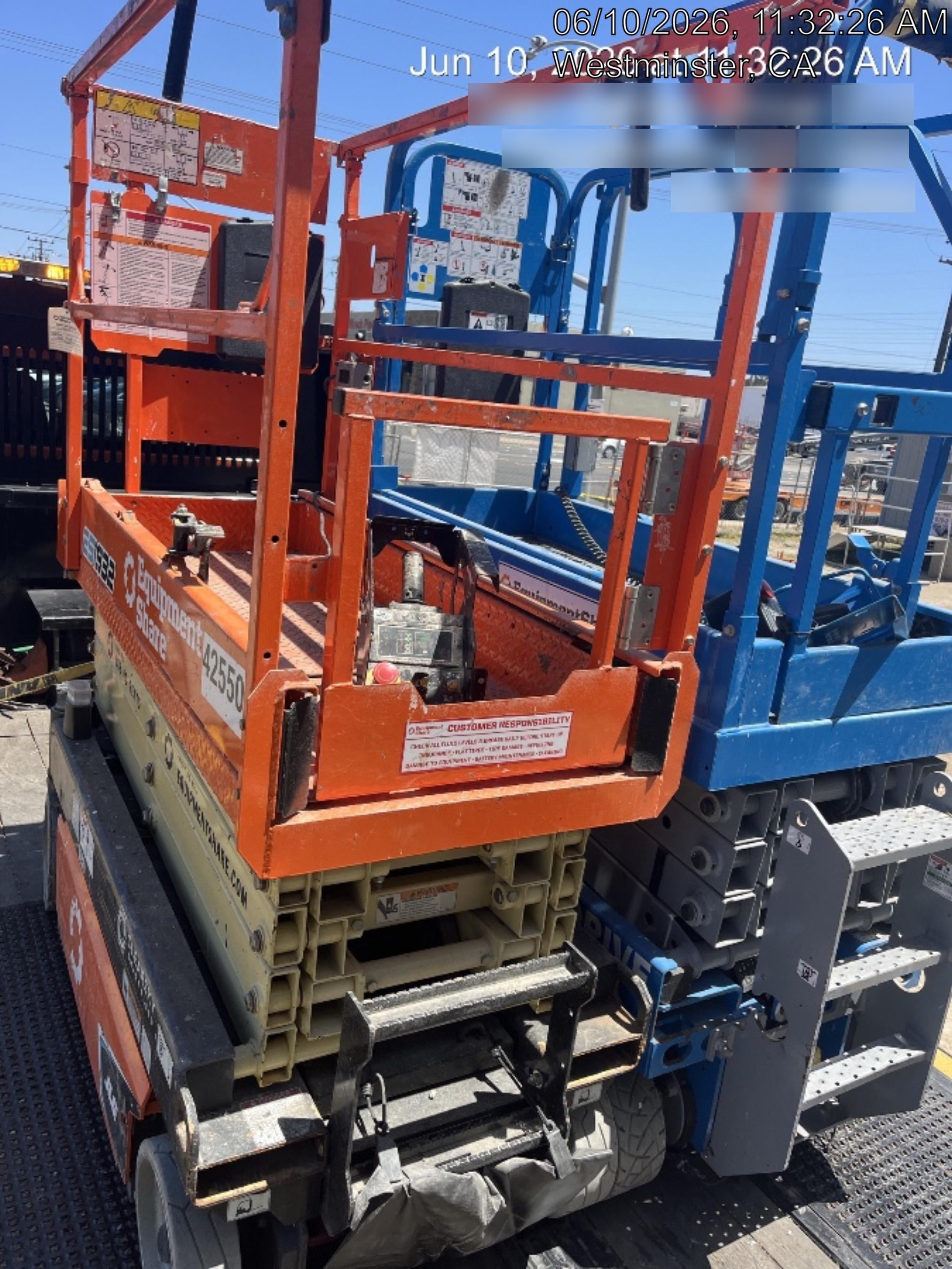 2024 JLG ES1932