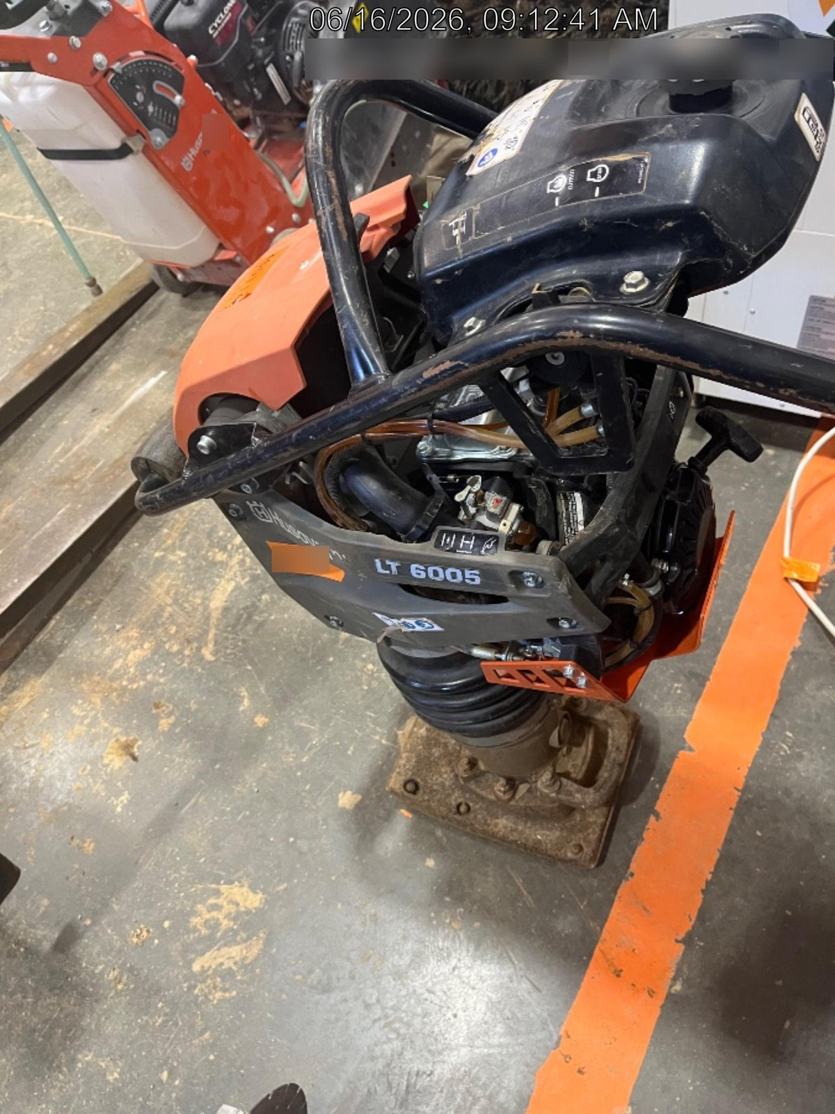 2024 HUSQVARNA LT6005