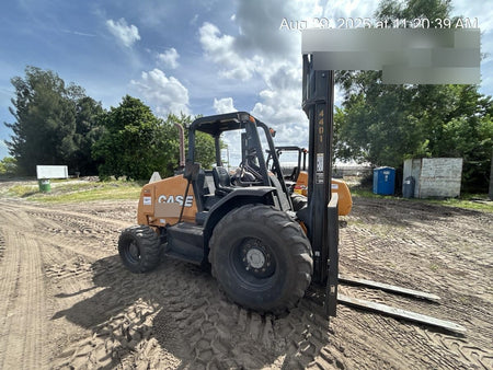 2017 CASE 586H